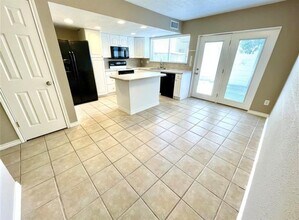 3948 Laura Leigh Dr in Friendswood, TX - Building Photo - Building Photo