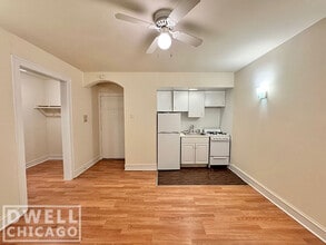 6900 N Lakewood Ave, Unit 1B in Chicago, IL - Building Photo - Building Photo