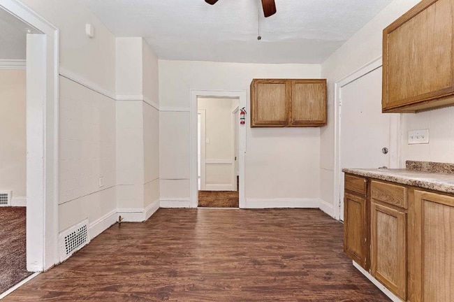property at 3608 E 147th St