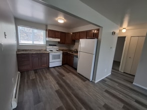 1062 Westmoreland Rd in Colorado Springs, CO - Building Photo - Building Photo