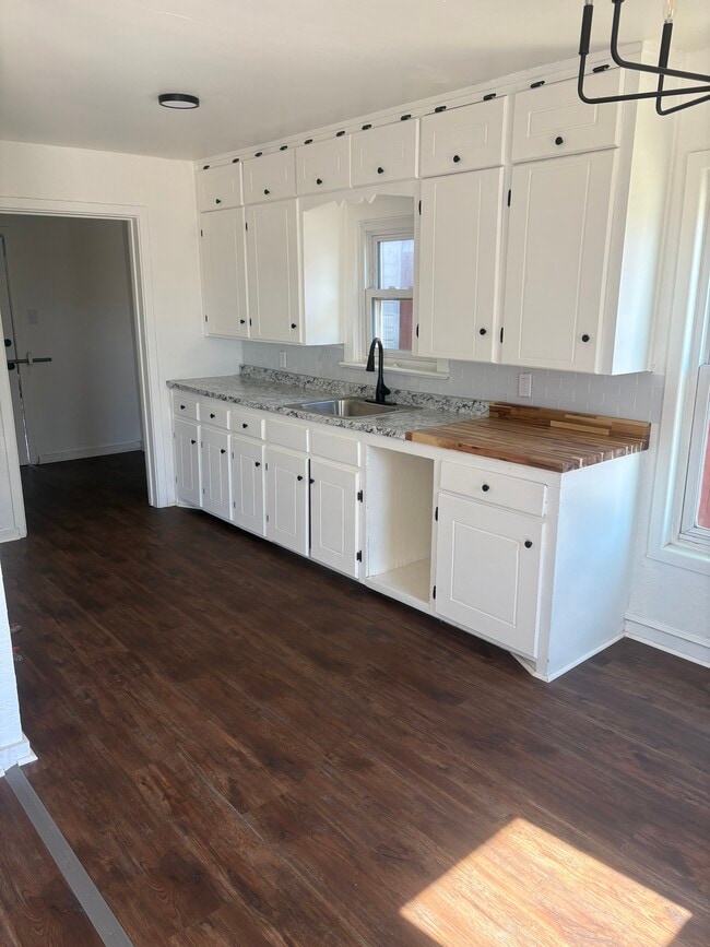 4822 35th St in Lubbock, TX - Building Photo - Building Photo