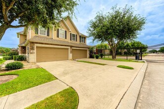 3803 Waterford Bend in Missouri City, TX - Foto de edificio - Building Photo