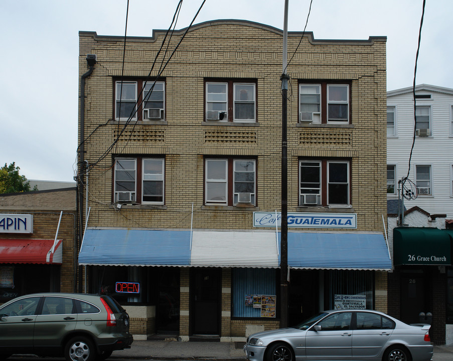 28 Grace Church St in Port Chester, NY - Building Photo