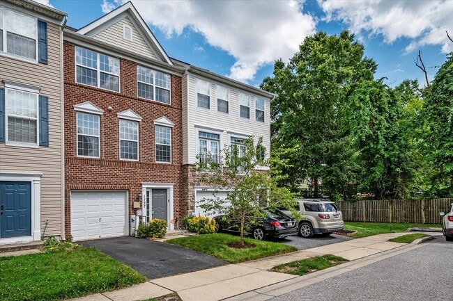 1727 Jennifer Meadows Ct in Severn, MD - Building Photo - Building Photo