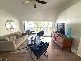 3740 Fieldstone Blvd in Naples, FL - Building Photo