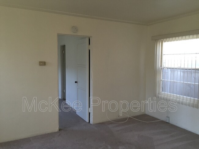 2634 Myrtle Ave in San Diego, CA - Building Photo - Building Photo