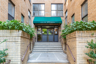 Academy Twins Condominium in New York, NY - Building Photo - Building Photo