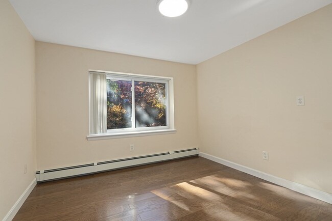 133 Beaconsfield Rd, Unit 36 in Brookline, MA - Building Photo - Building Photo