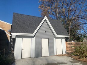 389 8th Ave S in Fargo, ND - Building Photo - Building Photo