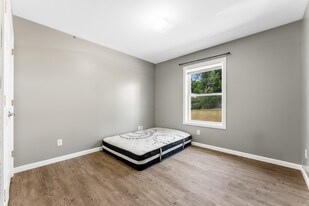 525 Grant Ave in Morgantown, WV - Building Photo