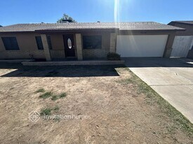 5419 W Mercer Ln in Glendale, AZ - Building Photo