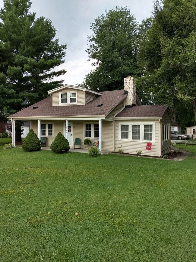 property at 6406 Upper Hunters Trace