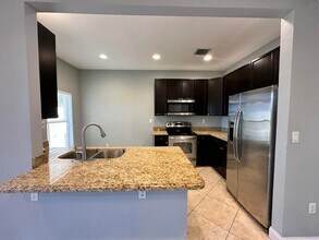 278 Lake Monterey Cir in Boynton Beach, FL - Building Photo - Building Photo