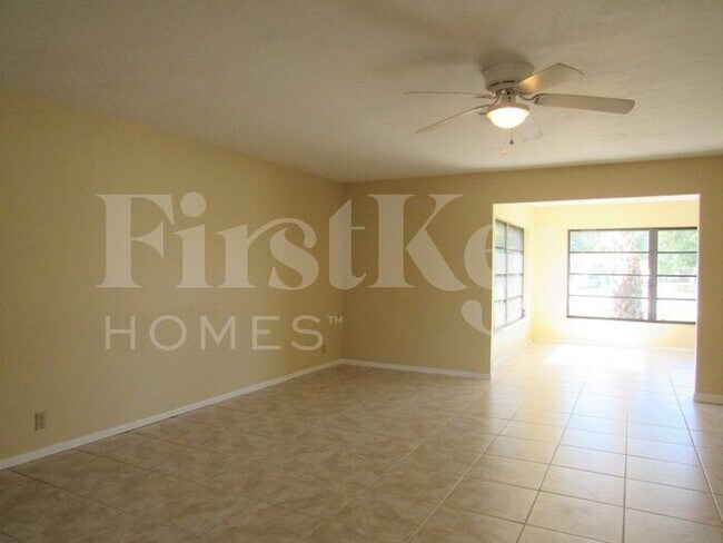 2511 Broad Ranch Dr in Port Charlotte, FL - Building Photo - Building Photo