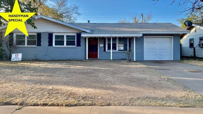 2912 E Baylor St in Lubbock, TX - Building Photo - Building Photo