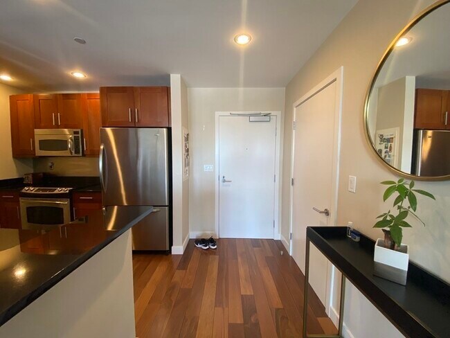 100 Station Lndg, Unit 510 in Medford, MA - Building Photo - Building Photo