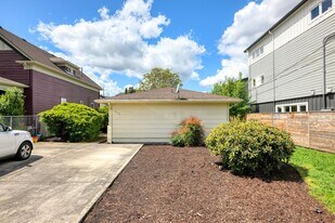 5115 N Michigan Ave in Portland, OR - Building Photo