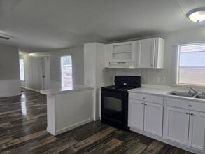 210 Jamback Rd in Anniston, AL - Foto de edificio - Building Photo