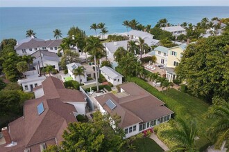 241 Gilchrist Ave in Boca Grande, FL - Building Photo - Building Photo