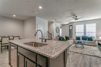 5528 Kilmer Dr in North Richland Hills, TX - Building Photo - Building Photo