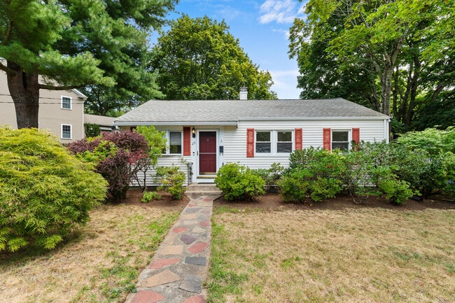 property at 25 Mountain Rd