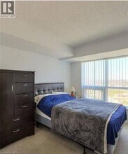 4900 Glen Erin Dr in Mississauga, ON - Building Photo - Building Photo