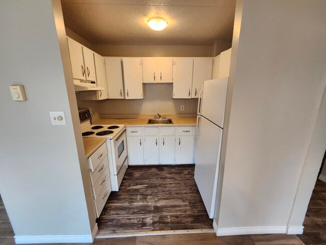 411 Ellerdale St in Saint John, NB - Building Photo - Building Photo