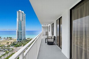 210 174th St, Unit 2112 in Sunny Isles Beach, FL - Building Photo