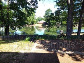 3067 Woodland Fern Cove in Lakeland, TN - Foto de edificio - Building Photo
