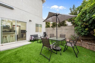 5394 Redding Rd in San Diego, CA - Building Photo