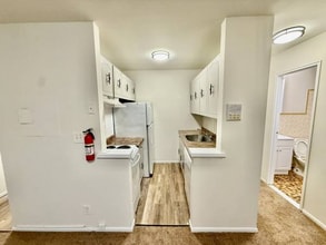 30 2nd St in Hackensack, NJ - Foto de edificio - Building Photo