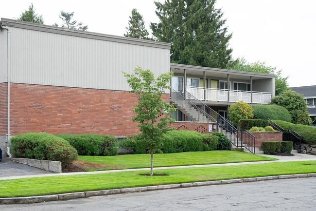 Park Manor Apartments in Tacoma, WA - Foto de edificio - Building Photo