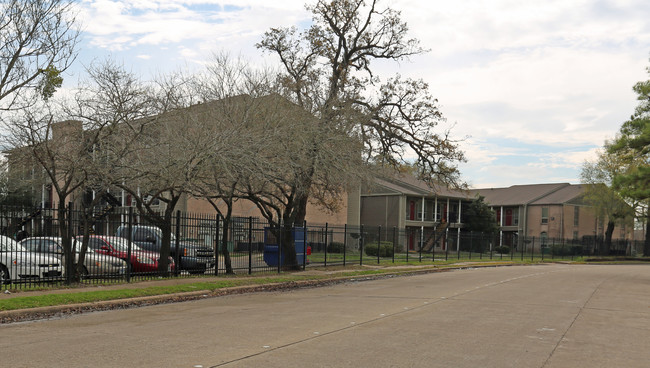 Coolwood Oaks in Houston, TX - Foto de edificio - Building Photo