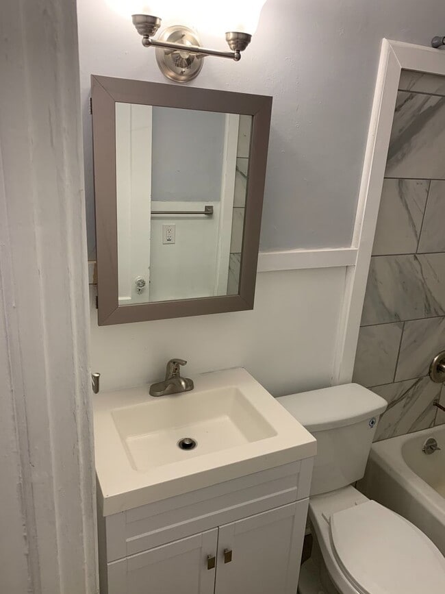 152 Western Ave in Albany, NY - Foto de edificio - Building Photo