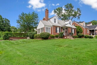 3700 Kennedy Street in Hyattsville, MD - Foto de edificio - Building Photo