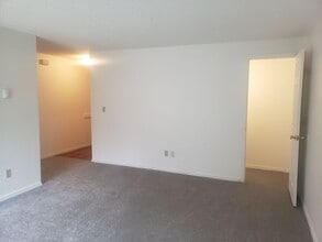 2552 SE 9th Ct in Gresham, OR - Building Photo - Building Photo