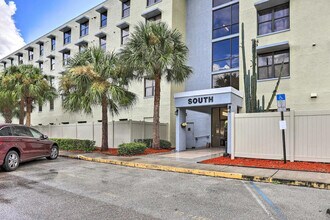 701 S Madison Ave in Clearwater, FL - Building Photo - Building Photo