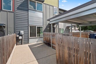 Felts Lane Town Homes in Spokane Valley, WA - Foto de edificio - Building Photo