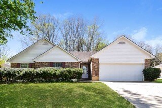 property at 121 Carrera Rd