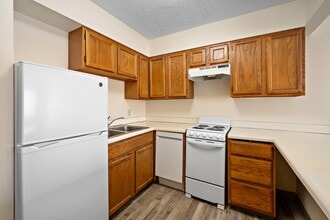 Chardon Court Apartments 55+ in New Hope, MN - Building Photo - Building Photo