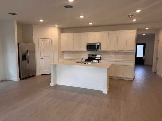 814 Madrono Dr in Princeton, TX - Building Photo - Building Photo