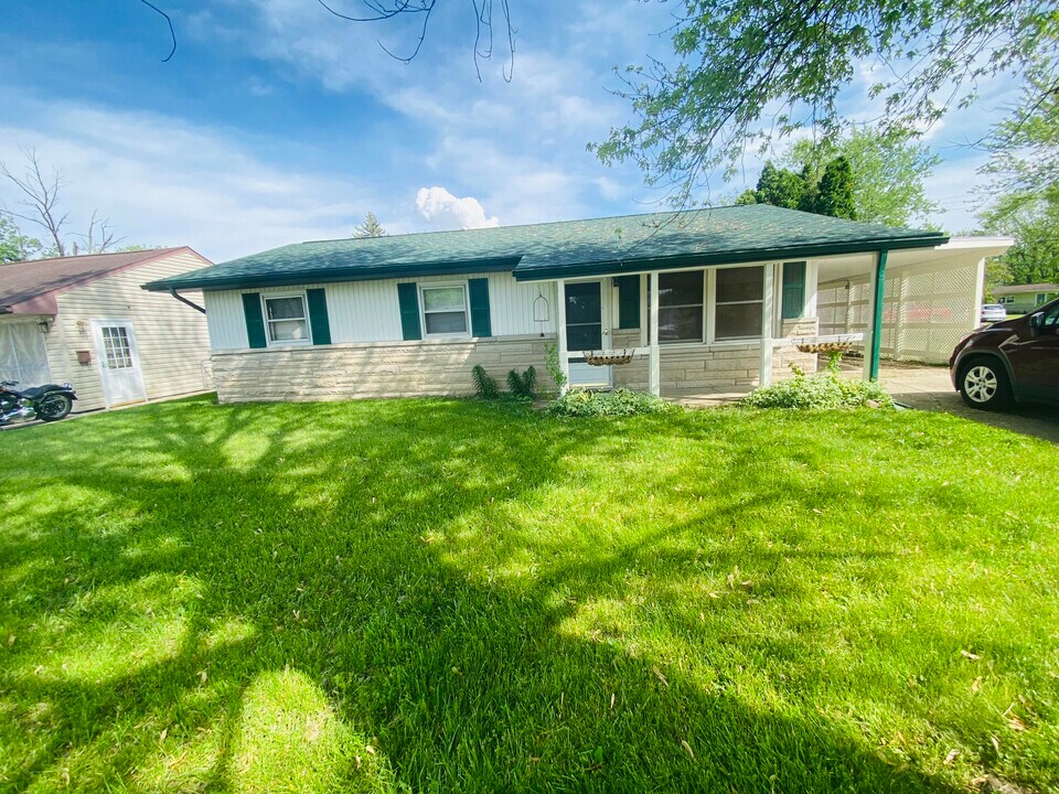 2905 S Chippewa Ln in Muncie, IN - Foto de edificio