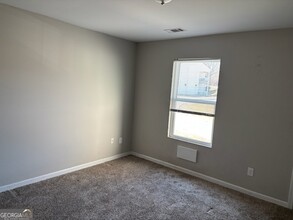 4895 Heritage Cir in Atlanta, GA - Building Photo - Building Photo