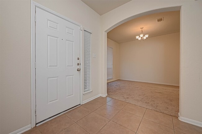 4822 Gingham Check Ct