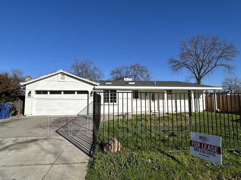 6928 5th Ave in Rio Linda, CA - Building Photo