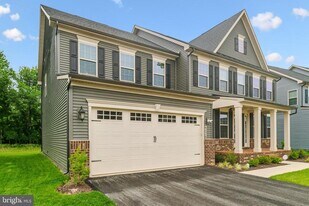 6536 Clubhouse Dr in Laurel, MD - Building Photo