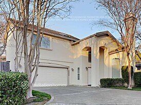 2245 Fallwater Ln in Carmichael, CA - Building Photo
