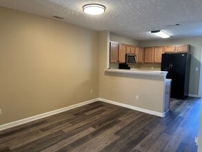 418 Shadow Glen Dr in Nashville, TN - Foto de edificio - Building Photo