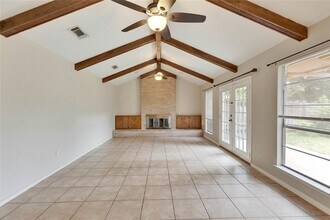 10407 Button Quail Dr in Austin, TX - Building Photo - Building Photo
