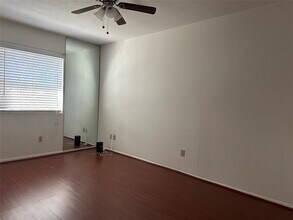 744 Memorial Mews St in Houston, TX - Building Photo - Building Photo